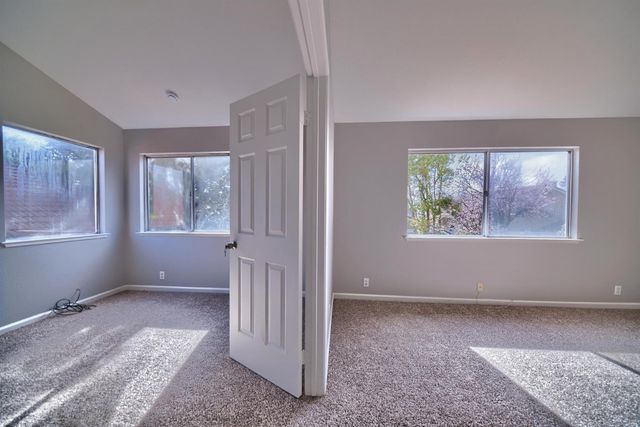 1900 Berryessa Dr, Modesto, CA 95358