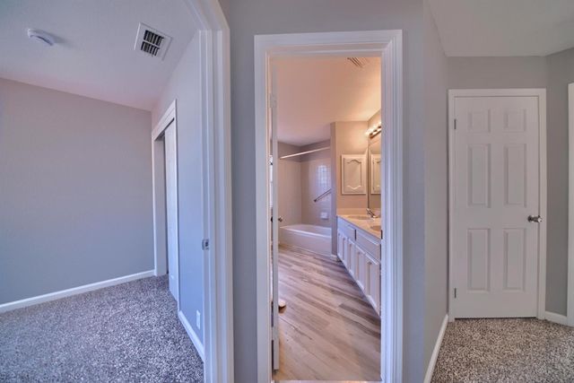 1900 Berryessa Dr, Modesto, CA 95358