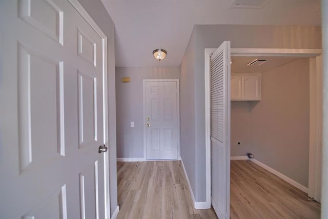 1900 Berryessa Dr, Modesto, CA 95358