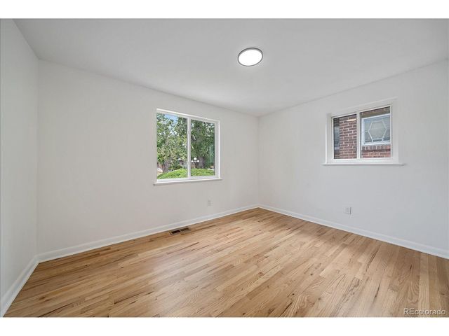 2651 Albion St, Denver, CO 80207