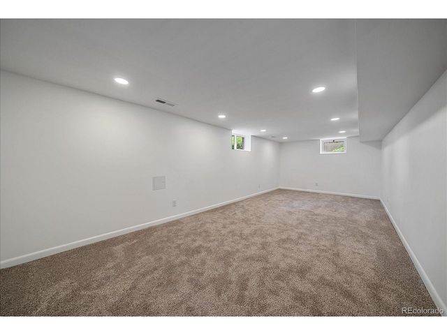 2651 Albion St, Denver, CO 80207