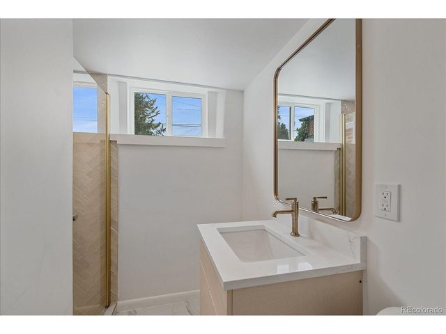 2651 Albion St, Denver, CO 80207