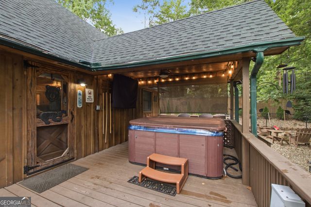 8 Waldheim Strasse Street, Helen, GA 30545