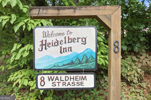 8 Waldheim Strasse Street, Helen, GA 30545