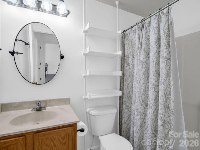 64 Lanceford Circle, Fletcher, NC 28732