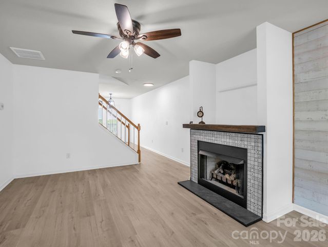 64 Lanceford Circle, Fletcher, NC 28732