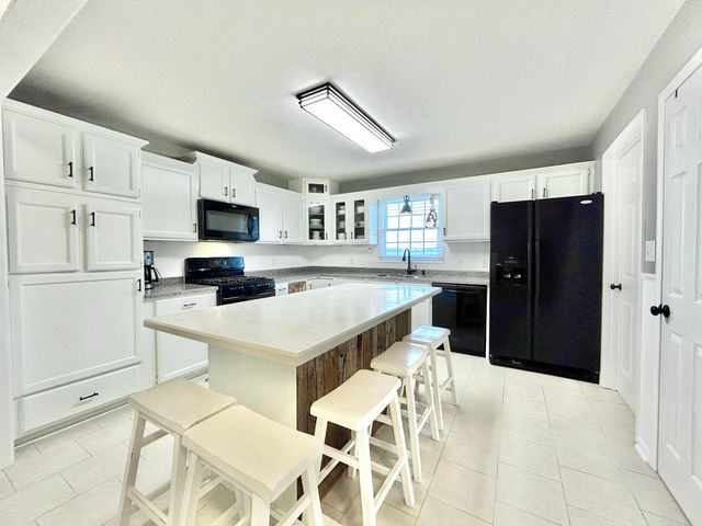 4011 Madira Drive, Somerset, KY 42503