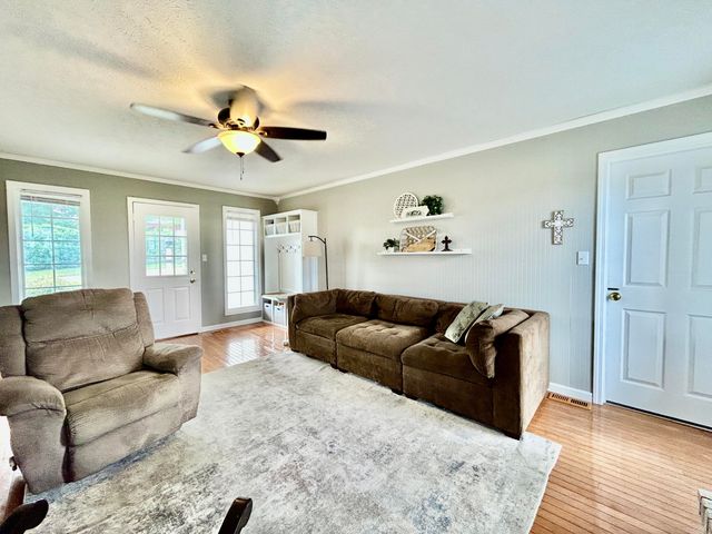4011 Madira Drive, Somerset, KY 42503
