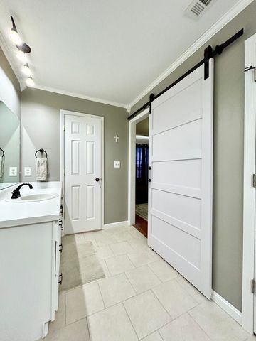 4011 Madira Drive, Somerset, KY 42503