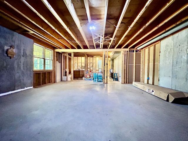 4011 Madira Drive, Somerset, KY 42503
