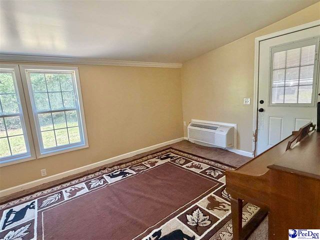 1719 Parkfield Rd, Scranton, SC 29591
