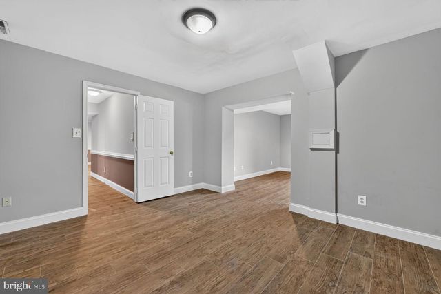 10101 WINDY KNOLL LN, Vienna, VA 22182