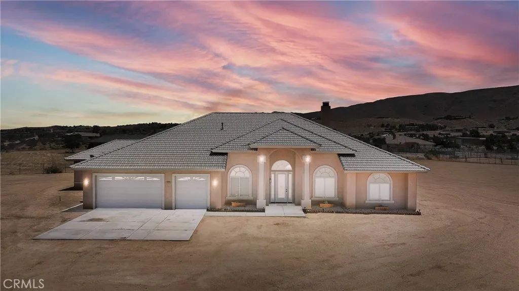 21777 Poppy Road, Apple Valley, CA 92308