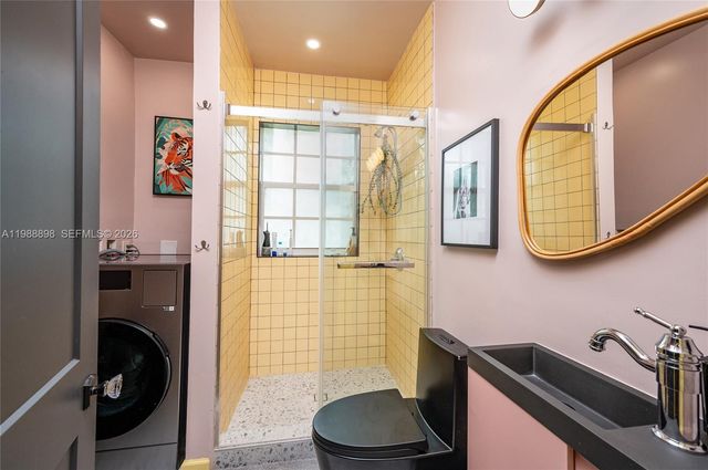 1844 NW 47th St, Miami, FL 33142