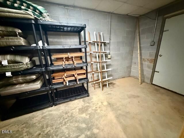 80 White Deer Lane, Henderson, NC 27537