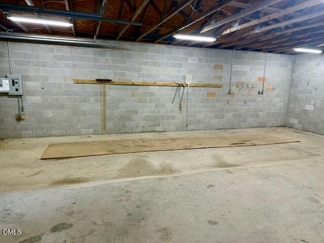 80 White Deer Lane, Henderson, NC 27537