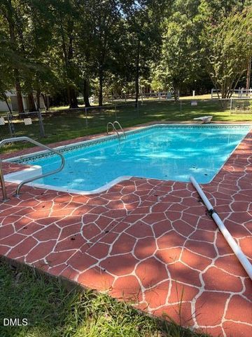 80 White Deer Lane, Henderson, NC 27537