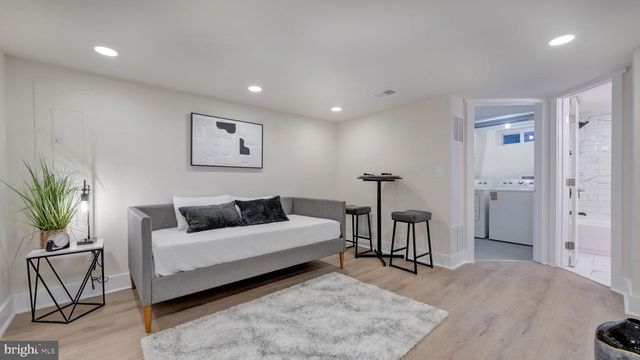 5543 CENTRAL AVE SE, Washington, DC 20019