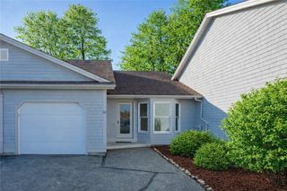 83 Valley Lane, Portsmouth, RI 02871