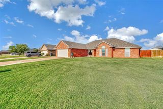 3105 Deer Run, Altus, OK 73521