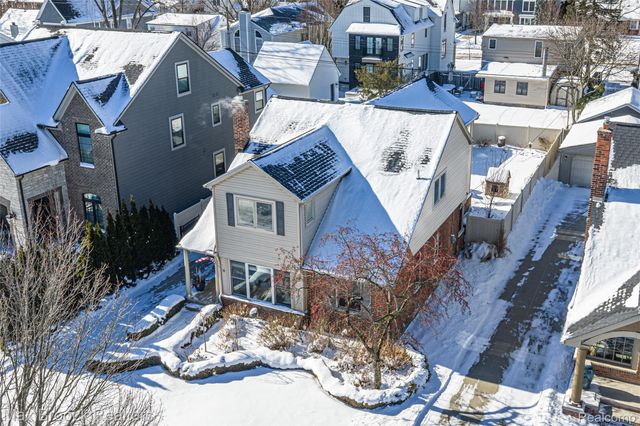 1592 Washington Boulevard, Birmingham, MI 48009