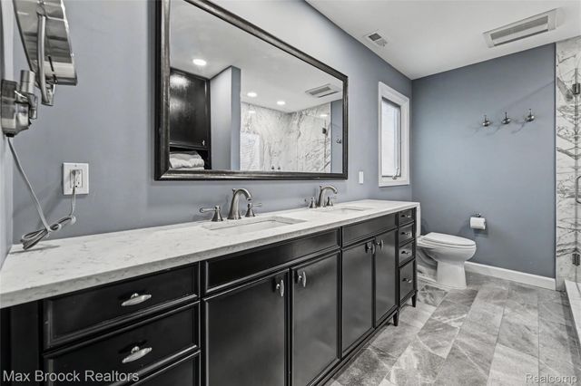 1592 Washington Boulevard, Birmingham, MI 48009