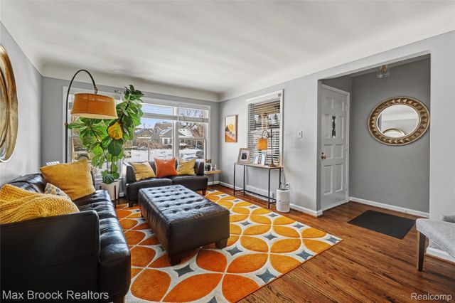 1592 Washington Boulevard, Birmingham, MI 48009