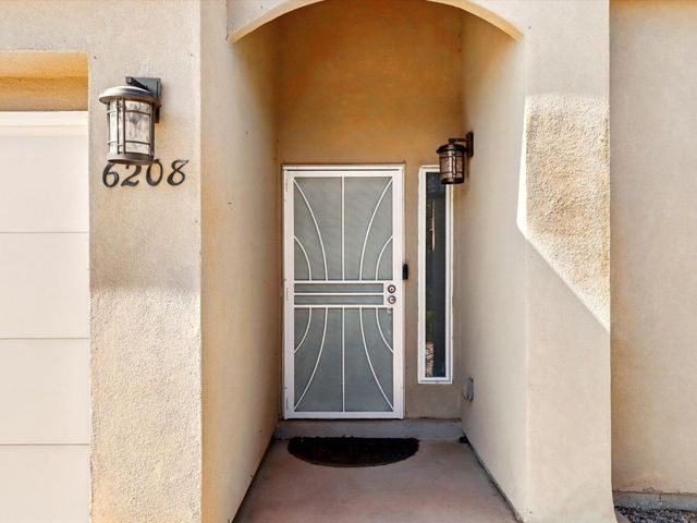 6208 CALLE VIZCAYA NW, Albuquerque, NM 87114