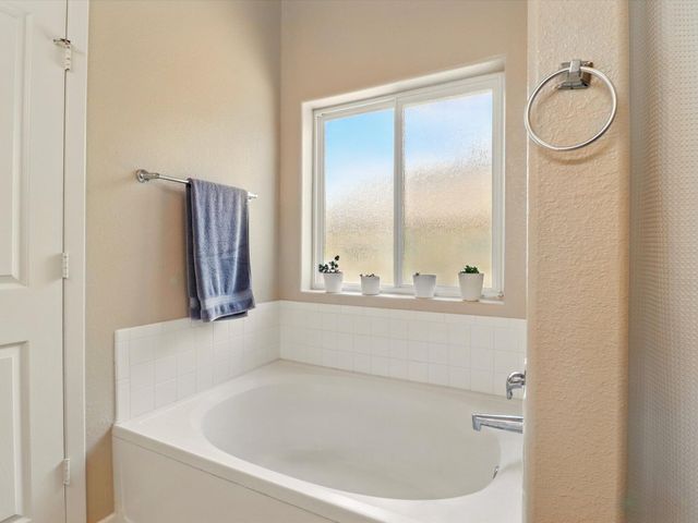 6208 CALLE VIZCAYA NW, Albuquerque, NM 87114