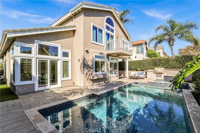 10 Glastonbury, Laguna Niguel, CA 92677