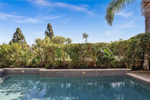 10 Glastonbury, Laguna Niguel, CA 92677