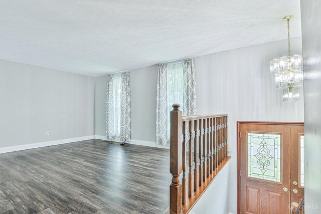 2280 Chesterfield Lane, Batavia Twp, OH 45103