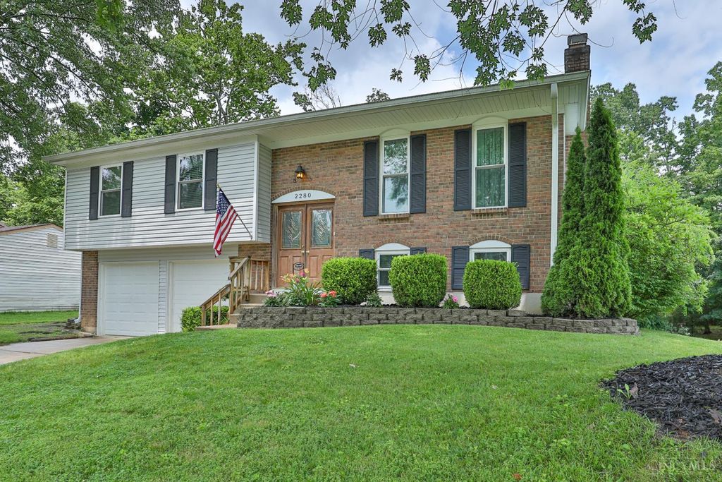 2280 Chesterfield Lane, Batavia Twp, OH 45103