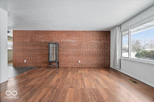 7912 E 71st Street, Indianapolis, IN 46256