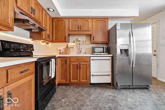 7912 E 71st Street, Indianapolis, IN 46256