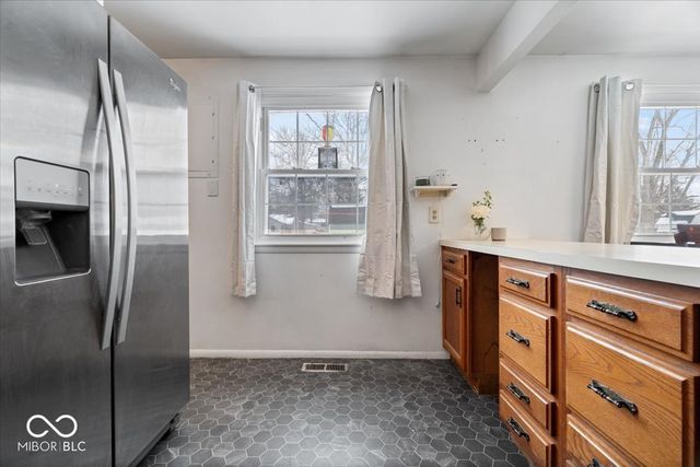 7912 E 71st Street, Indianapolis, IN 46256