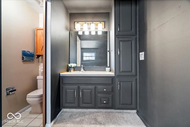 7912 E 71st Street, Indianapolis, IN 46256