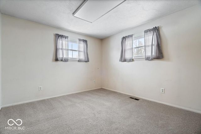 7912 E 71st Street, Indianapolis, IN 46256