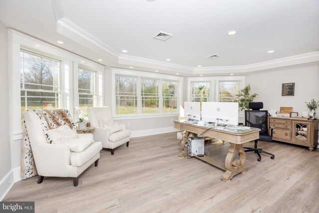 6469 GROVELAND RD, Pipersville, PA 18947