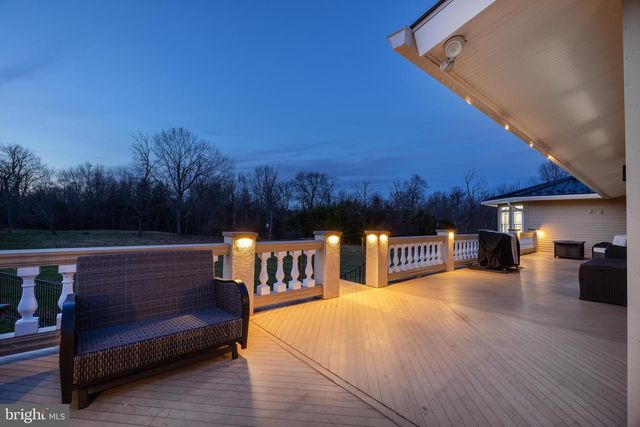 6469 GROVELAND RD, Pipersville, PA 18947