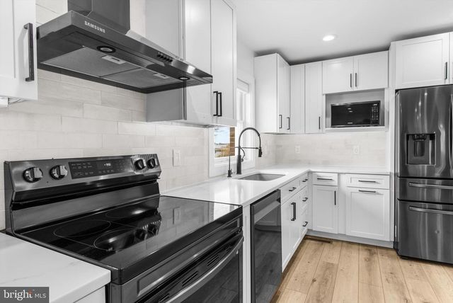 1704 BAYSIDE DR, Chester, MD 21619