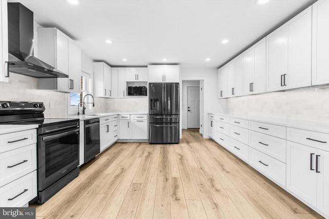 1704 BAYSIDE DR, Chester, MD 21619