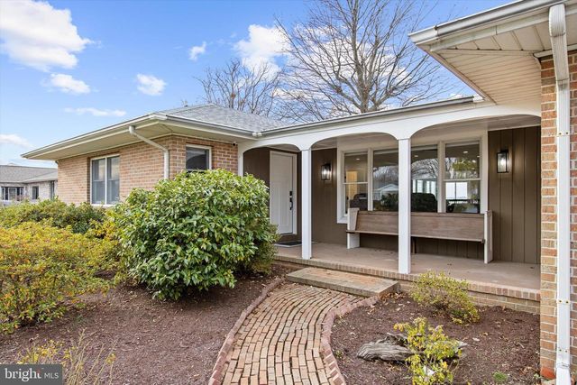 1704 BAYSIDE DR, Chester, MD 21619