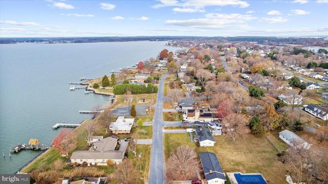 1704 BAYSIDE DR, Chester, MD 21619