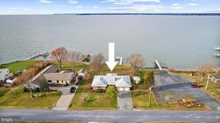 1704 BAYSIDE DR, Chester, MD 21619