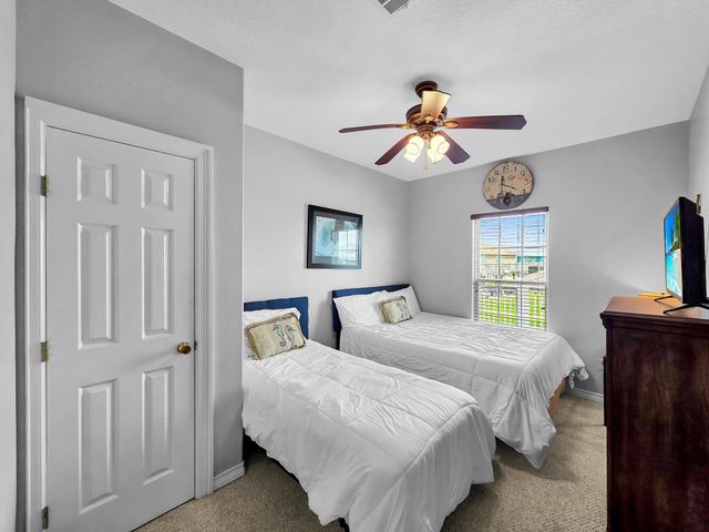 959 Tidelands Drive, Port Bolivar, TX 77650