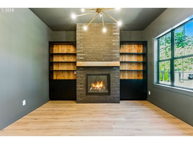 4610 Kenthorpe Way, West Linn, OR 97068