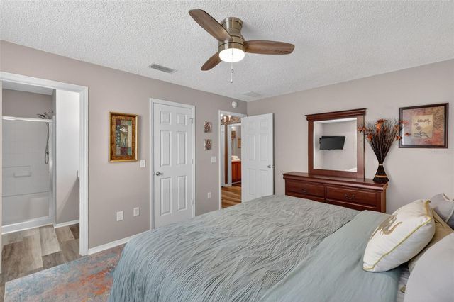 288 STARR LANE, The Villages, FL 32162
