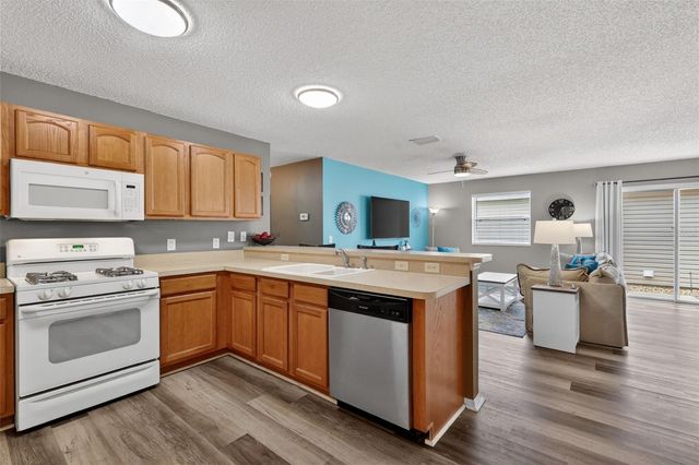288 STARR LANE, The Villages, FL 32162