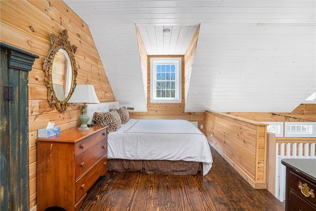 54 Metaterraine Avenue, South Kingstown, RI 02879